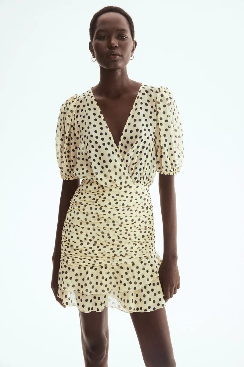 اتش اند ام فستان بتصميم منسدل